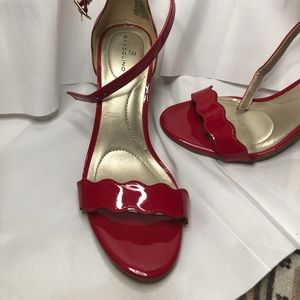 Bandolino cherry red open toe short stiletto style heels. Size: 5